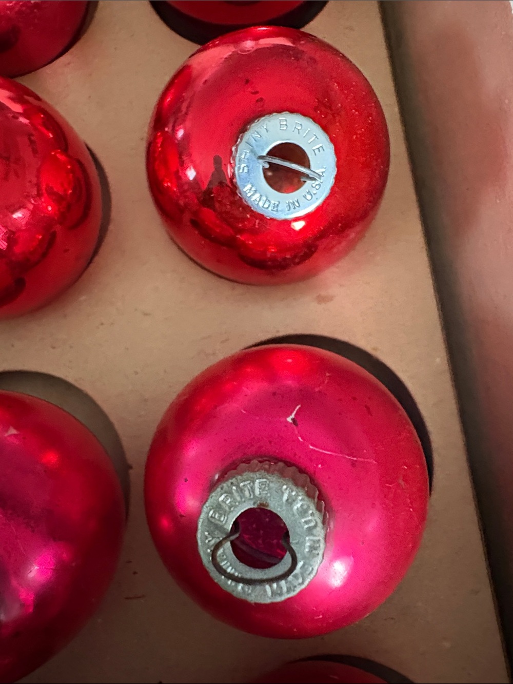 12 Vintage Shiny Brite 2” Christmas Glass Ornaments Red Pink Silver - Picture 7 of 12